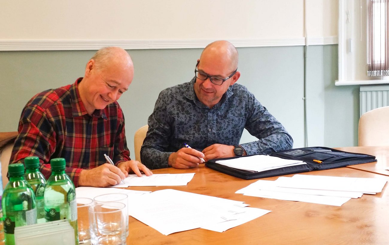 COMPLETING THE NEGOTIATIONS - ACDEOS BV SIGNS THE FINAL AGREEMENT TO JOIN THE MOBILITY NETWORKS GROUP IN SEPTEMBER 2017